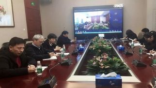 龙8国际官网集团党支部召开2019年度首次组织生活会