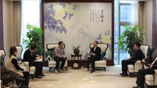  华彬集团副总裁朱东海一行到访龙8唯一官网
