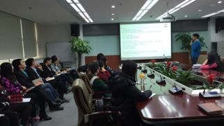 龙8国际官网集团组织召开公文写作交流会
