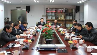 广西省柳州市副市长杨义一行访问龙8唯一官网