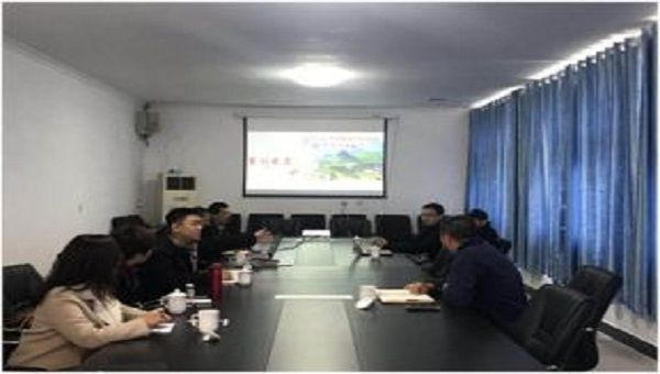 龙8国际官网城市运营事业部与首创集团北京农投公司向北京昌平延寿镇政府领导进行帮扶项目汇报