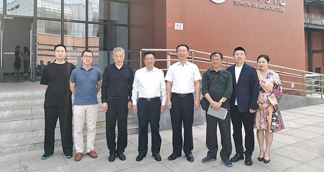 龙8唯一官网与西南民族大学建筑学院正式签订战略合作协议